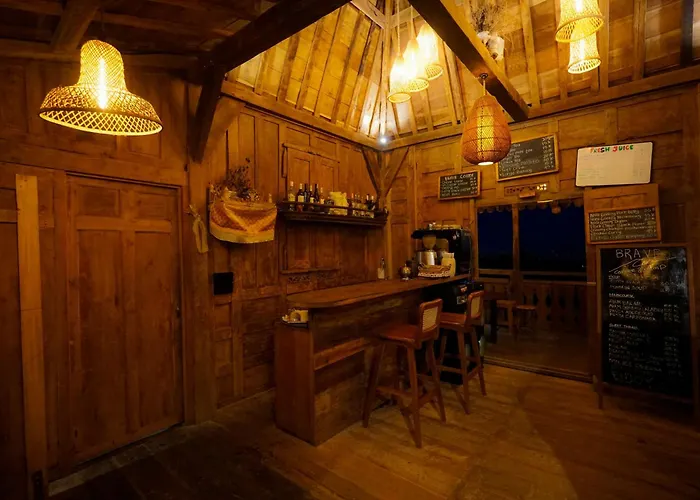 ベッド・アンド・ブレックファスト Brave Coffee And Camp Padangan